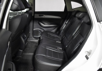 Подержанный автомобиль Haval F7 2019 года (11 фото)