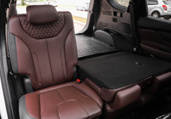 Подержанный автомобиль Hyundai Santa Fe 2019 года (33 фото)