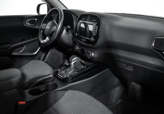 Подержанный автомобиль Kia Soul 2022 года (10 фото)