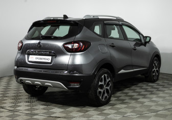 Подержанный автомобиль Renault Kaptur 2021 года (5 фото)
