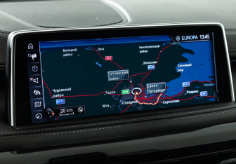 Подержанный автомобиль BMW X6 2016 года (30 фото)