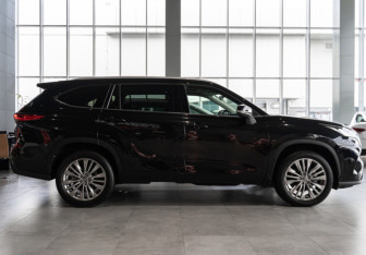 Новый Toyota Highlander 2026 (5 фото)