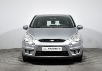 Подержанный автомобиль Ford S-MAX 2007 года (2 фото)
