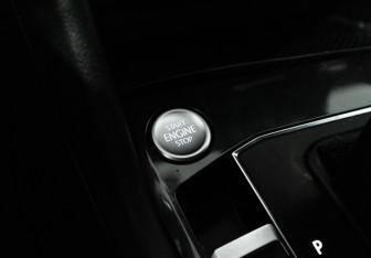 Подержанный автомобиль Volkswagen Tiguan 2019 года (17 фото)