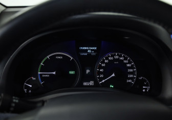 Подержанный автомобиль Lexus RX 2011 года (13 фото)