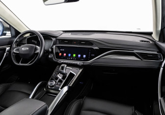 Подержанный автомобиль Geely Atlas Pro 2024 года (10 фото)