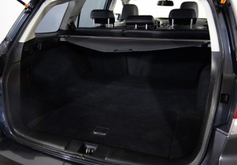 Подержанный автомобиль Subaru Outback Wagon 2011 года (22 фото)