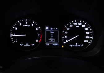 Подержанный автомобиль Hyundai Creta 2018 года (12 фото)