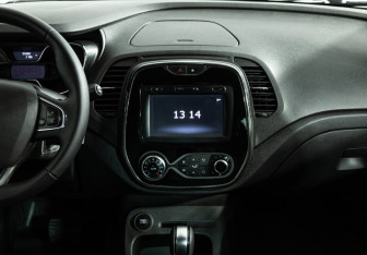 Подержанный автомобиль Renault Kaptur 2018 года (14 фото)