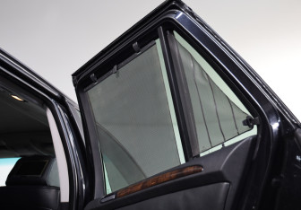 Подержанный автомобиль BMW X5 2005 года (26 фото)