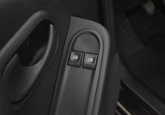 Подержанный автомобиль Renault Duster 2017 года (16 фото)