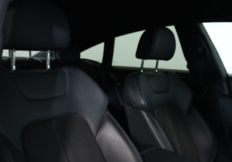 Подержанный автомобиль Audi A7 2019 года (25 фото)