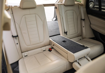Подержанный автомобиль BMW X3 2019 года (28 фото)