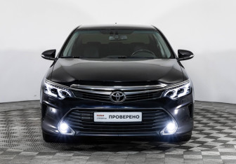 Подержанный автомобиль Toyota Camry Sedan 2015 года (3 фото)