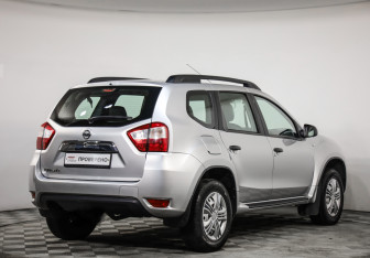 Подержанный автомобиль Nissan Terrano 2019 года (5 фото)