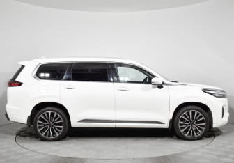 Подержанный автомобиль Exeed VX 2023 года (4 фото)