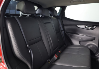 Подержанный автомобиль Nissan Qashqai 2020 года (13 фото)