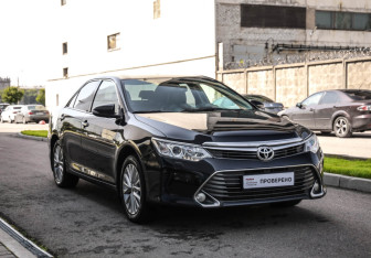 Подержанный автомобиль Toyota Camry Sedan 2014 года (5 фото)