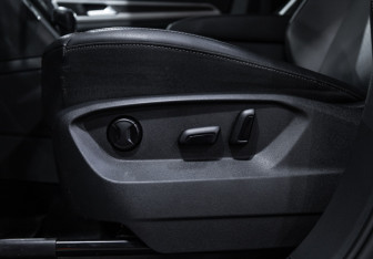 Подержанный автомобиль Volkswagen Teramont 2018 года (18 фото)