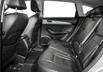 Подержанный автомобиль Haval F7 2021 года (17 фото)