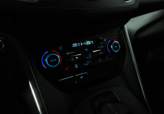 Подержанный автомобиль Ford Kuga 2019 года (16 фото)