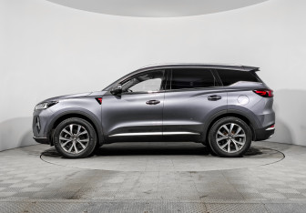 Подержанный автомобиль Chery Tiggo 7 Pro Max 2023 года (8 фото)
