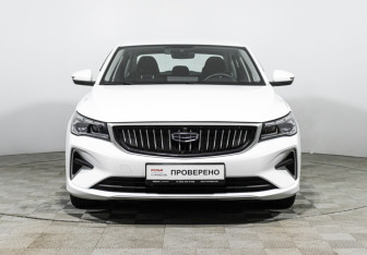 Подержанный автомобиль Geely Emgrand 2023 года (2 фото)