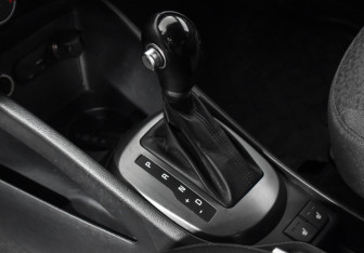 Подержанный автомобиль Kia Rio Sedan 2016 года (10 фото)