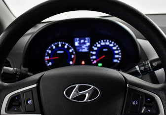 Подержанный автомобиль Hyundai Solaris Sedan 2015 года (15 фото)