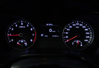 Подержанный автомобиль Kia Cerato Sedan 2019 года (12 фото)