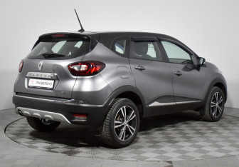 Подержанный автомобиль Renault Kaptur 2021 года (5 фото)
