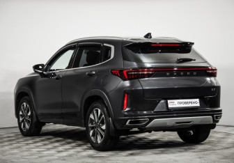 Подержанный автомобиль Exeed LX 2023 года (7 фото)