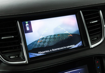 Подержанный автомобиль Infiniti QX50 2018 года (18 фото)