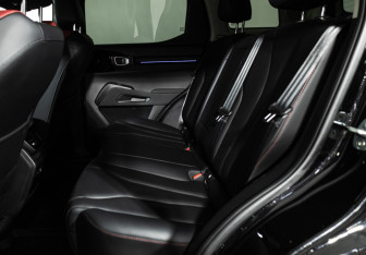 Подержанный автомобиль Haval H3 2024 года (10 фото)