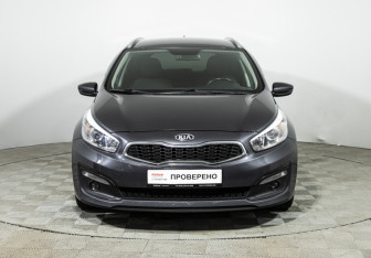 Подержанный автомобиль Kia Ceed Wagon 2018 года (2 фото)