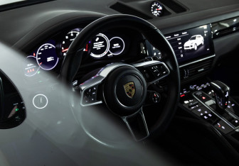 Подержанный автомобиль Porsche Cayenne 2021 года (29 фото)