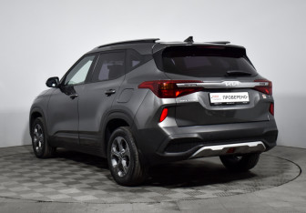 Подержанный автомобиль Kia Seltos 2022 года (7 фото)