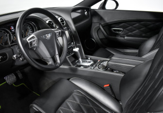 Подержанный автомобиль Bentley Continental GT Coupe 2013 года (12 фото)