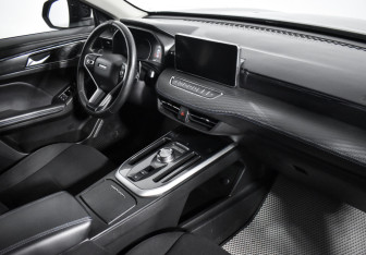 Подержанный автомобиль Haval Jolion 2024 года (13 фото)