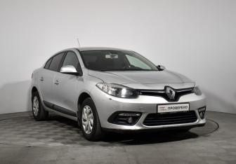 Подержанный автомобиль Renault Fluence 2014 года (3 фото)