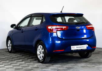 Подержанный автомобиль Kia Rio Hatchback 2012 года (7 фото)