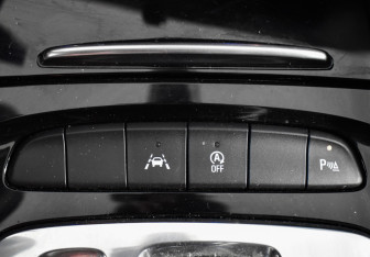 Подержанный автомобиль Opel Insignia Wagon 2020 года (17 фото)