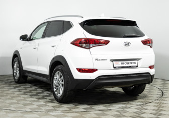 Подержанный автомобиль Hyundai Tucson 2018 года (7 фото)