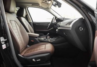 Подержанный автомобиль BMW X3 2020 года (28 фото)