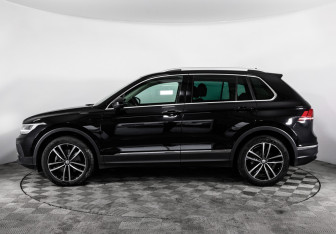 Подержанный автомобиль Volkswagen Tiguan 2020 года (8 фото)