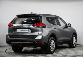 Подержанный автомобиль Nissan X-Trail 2019 года (5 фото)