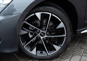 Новый Audi A3 Hatchback 2025 (19 фото)