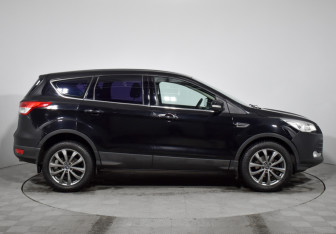 Подержанный автомобиль Ford Kuga 2014 года (4 фото)
