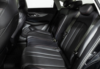 Подержанный автомобиль BAIC U5 Plus 2023 года (10 фото)