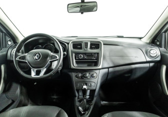 Подержанный автомобиль Renault Logan Sedan 2019 года (13 фото)